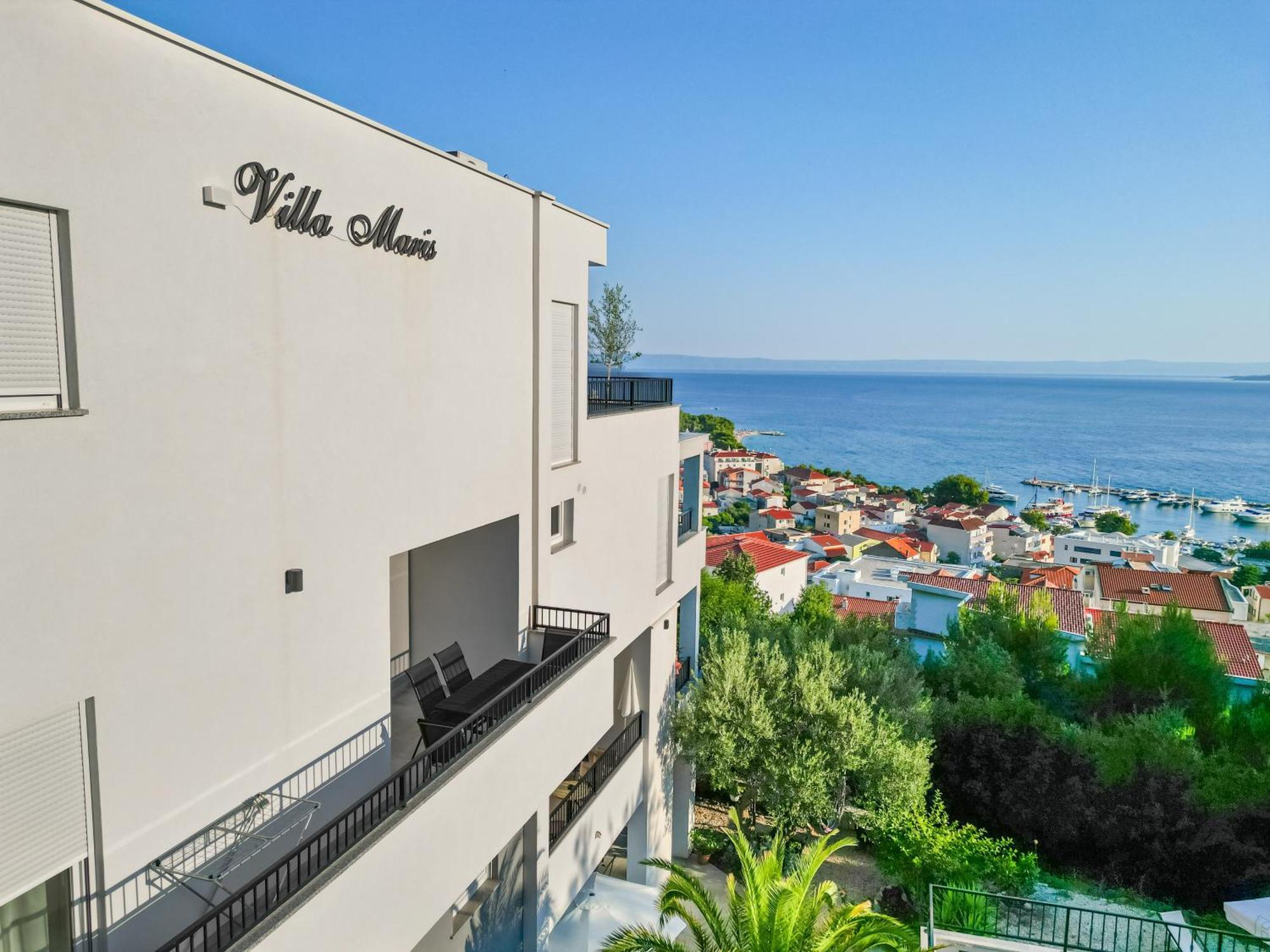 Apartments Maris Baska Voda Bagian luar foto